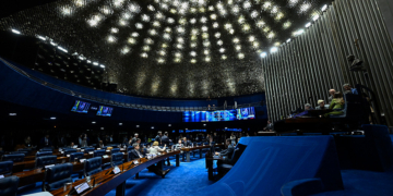 Senado vai comemorar o Dia do Professor na terça-feira — Senado Notícias