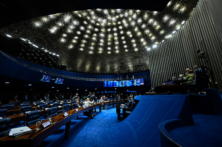 Senado vai comemorar o Dia do Professor na terça-feira — Senado Notícias