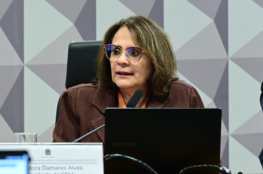 CDH pode votar aumento de pena para quem induz menor a crime — Senado Notícias