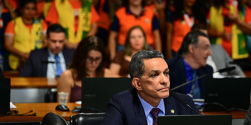 CAS aprova incentivo para diagnóstico do autismo em adultos e idosos — Senado Notícias