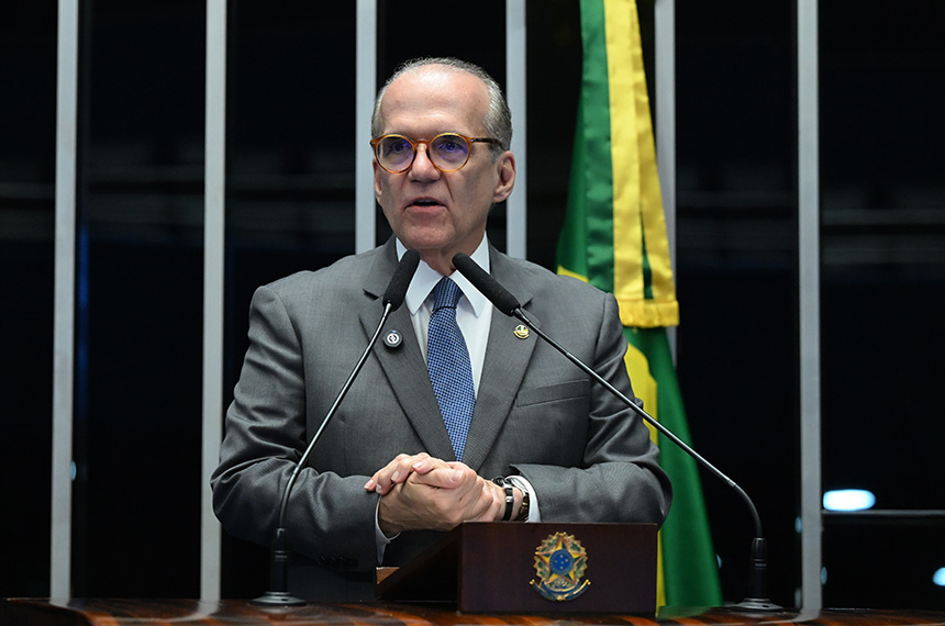 Dueire defende aposentadoria especial para agentes de saúde — Senado Notícias