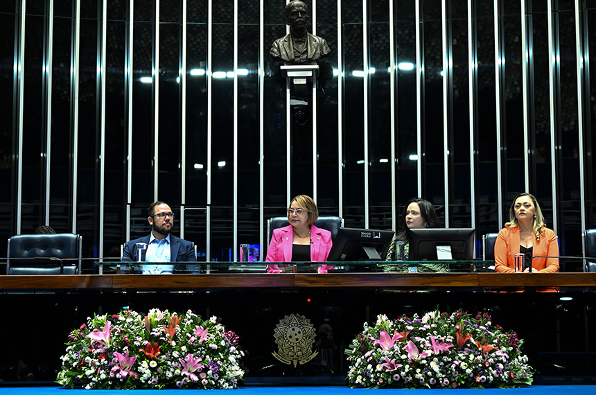 Sessão especial destaca alcance e benefícios da musicoterapia — Senado Notícias