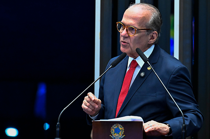 Dueire defende projeto que cria sistema para economia azul e proteção costeira — Senado Notícias