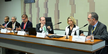 CAS destaca necessidade de rastrear bebidas adulteradas — Senado Notícias