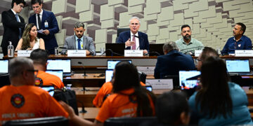 Isenção do IR até R$ 5 mil é 1º passo para justiça tributária, aponta debate — Senado Notícias