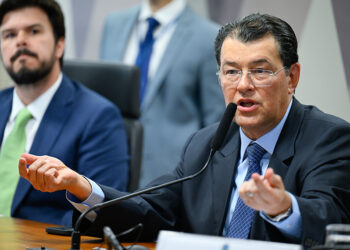 Comissão vota MP do setor elétrico nesta quinta — Senado Notícias