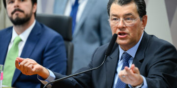 Comissão vota MP do setor elétrico nesta quinta — Senado Notícias