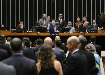Congresso aprova validade permanente para isenção do Imposto de Renda — Senado Notícias