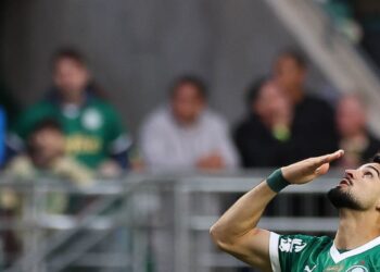 Brasileiro: Palmeiras vence Vasco em casa para assumir vice-liderança