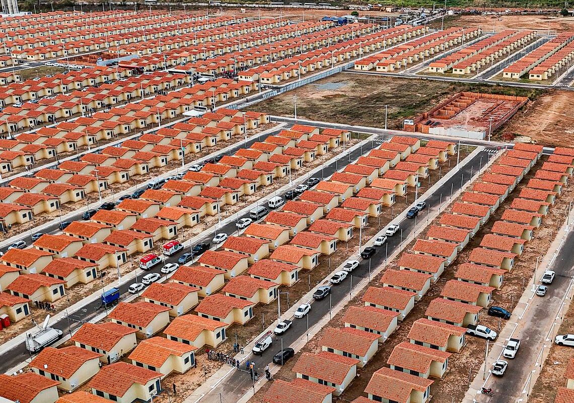 Governo entrega quase 3 mil casas em Imperatriz, no Maranhão