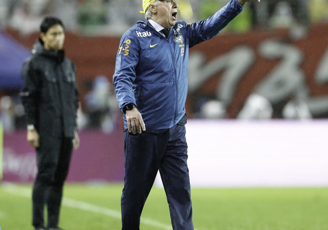 Ancelotti classifica goleada como bom início de trajetória para Copa