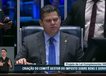 Senado aprova regulamentação da reforma tributária e criação do Comitê Gestor do IBS — Senado Notícias