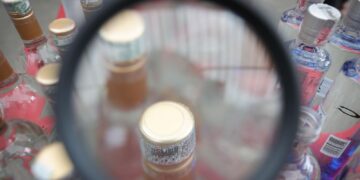 SP confirma mais 3 casos de intoxicação por metanol; total chega a 28