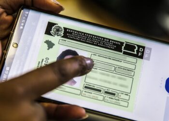 Governo lança consulta sobre fim da exigência de autoescola para CNH