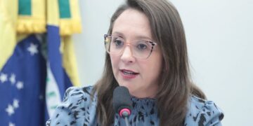 Comissão aprova obrigação de fabricantes em divulgar pontos de coleta para pilhas e eletrônicos – Notícias