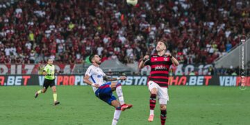 Flamengo tropeça e Palmeiras pode abrir na liderança do Brasileirão