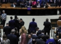 Câmara aprova urgência para votar projeto que cria Bancada Cristã