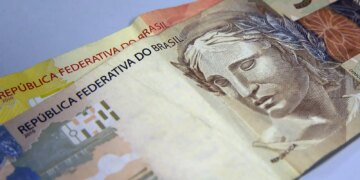 Economistas e setor produtivo veem avanços com PL da isenção de IR