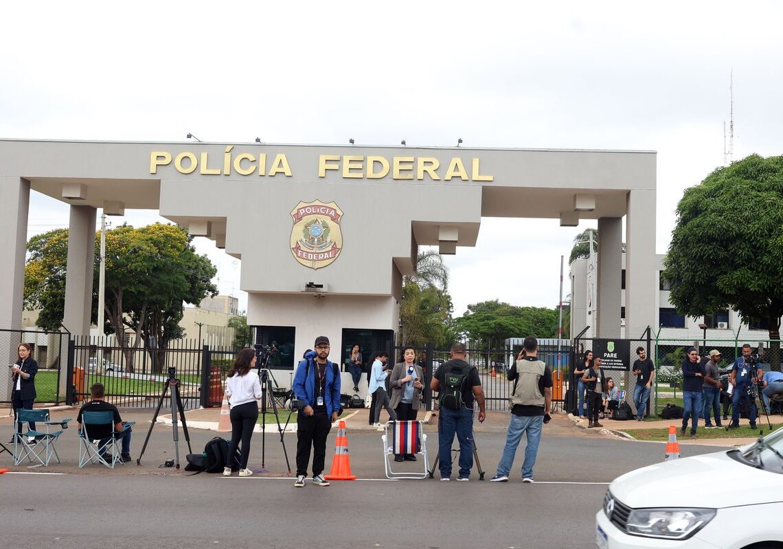 Advogado afirma que recorrerá da decisão que prendeu Bolsonaro