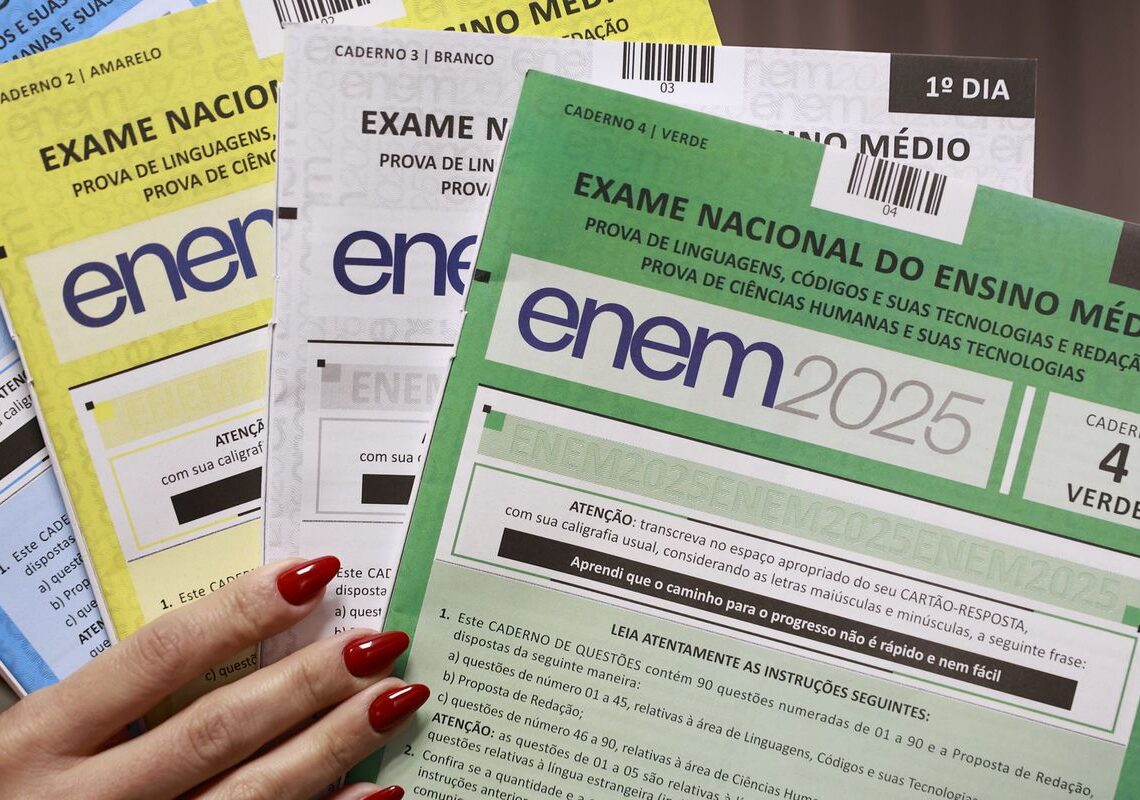 Enem 2025: divulgados gabaritos e cadernos de provas do 2º dia