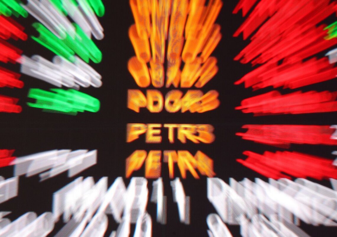 Bolsa tem décima alta seguida e volta a bater recorde