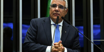 Girão compara operação no Rio e no Ceará e vê ‘narrativa ideológica’ do governo Lula — Senado Notícias