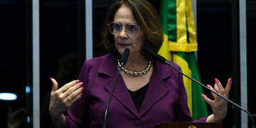 Damares critica medidas judiciais contra ex-presidente Bolsonaro — Senado Notícias