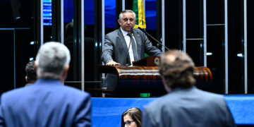 Sessão especial vai homenagear terceirizados do Senado — Senado Notícias