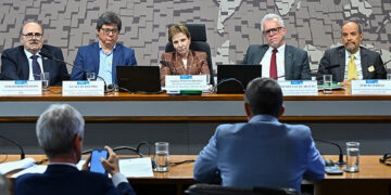 Produtores defendem crédito emergencial para suprir falta de seguro rural — Senado Notícias