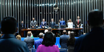 Senado presta homenagem à UFPB e ao Hospital Universitário Lauro Wanderley — Senado Notícias