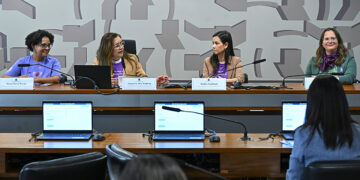 Parto prematuro ainda impõe desafios, alertam debatedoras na CAS — Senado Notícias