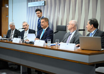 CRE aprova convenção que facilita transporte rodoviário de mercadorias — Senado Notícias