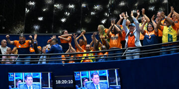 Aposentadoria especial para agentes de saúde é aprovada pelo Senado — Senado Notícias