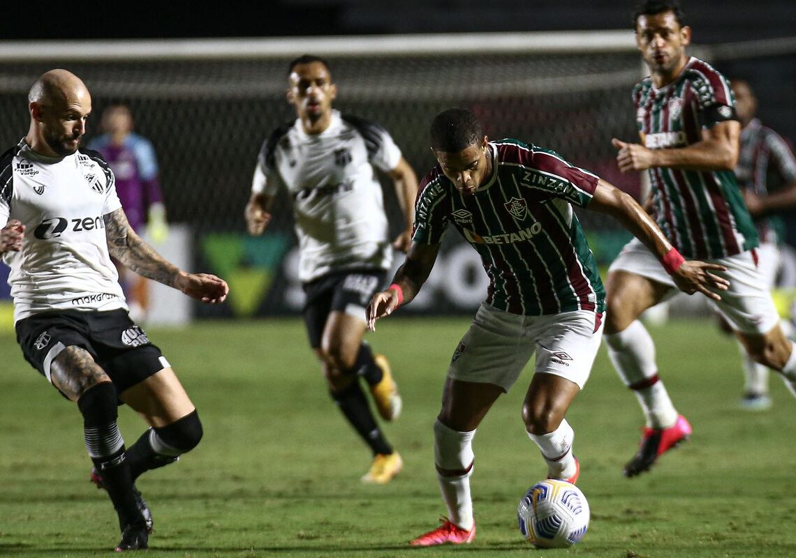 Nacional transmite partida entre Ceará e Fluminense neste domingo