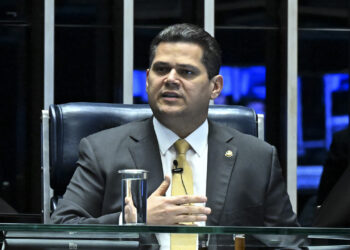 Davi soma o Senado aos esforços para reconstruir região atingida por tornado — Senado Notícias