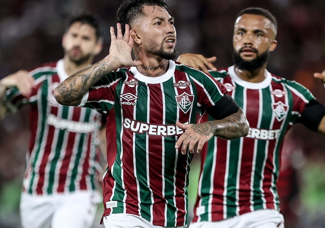 Em um clássico movimento, Fluminense derrota Flamengo no Maracanã