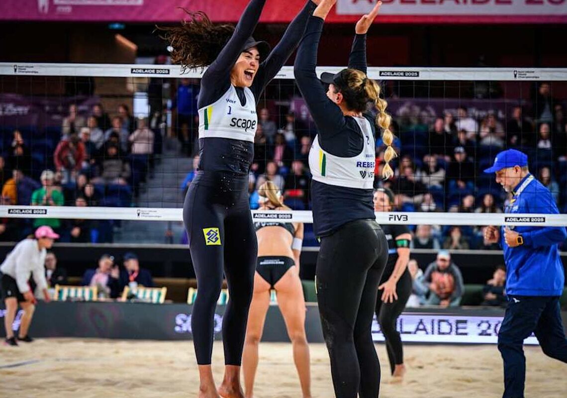 Três duplas brasileiras vão às quartas do Mundial de vôlei de praia