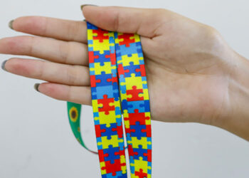 Sancionada lei que incentiva diagnóstico de autismo em população adulta e idosa — Senado Notícias