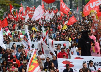 Isenção do IR é vitória dos trabalhadores, dizem centrais sindicais