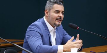 Comissão aprova regime tributário especial para transporte coletivo alternativo – Notícias