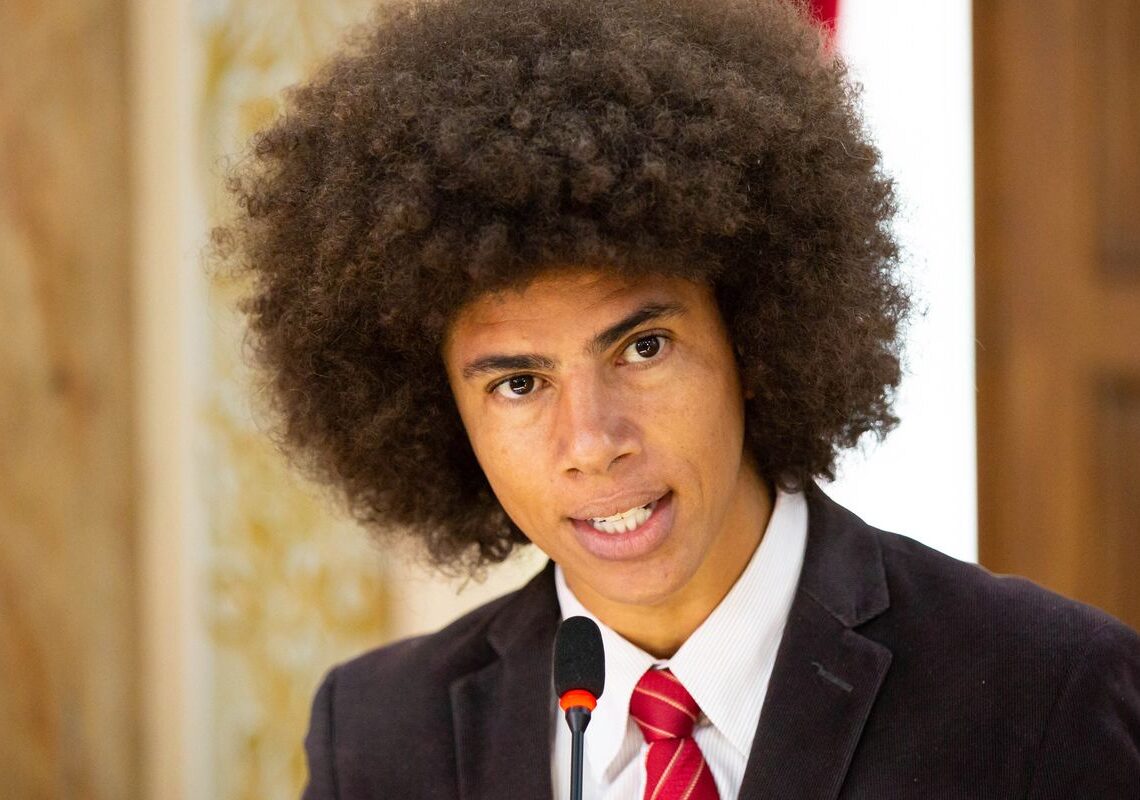 Deputado do PR filmado em briga de rua diz que sofreu racismo