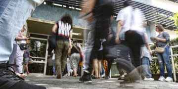 Entenda como é calculada a nota das provas objetivas do Enem 2025