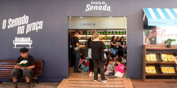 Senado promove lançamentos durante a Feira do Livro de Porto Alegre — Senado Notícias