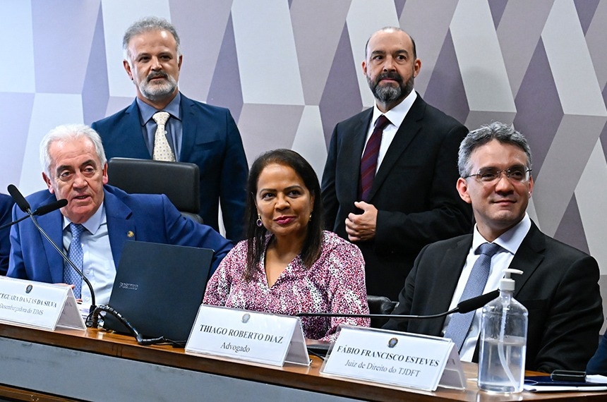 Aprovada indicação de Thiago Diaz para o CNMP — Senado Notícias
