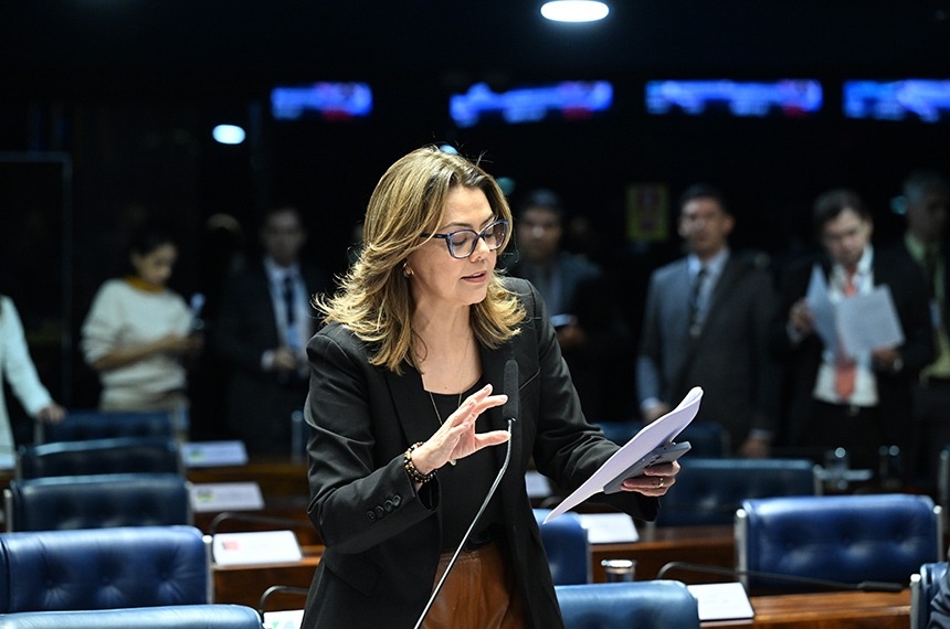 Aprovada regulamentação da profissão de marinheiro de esporte e lazer — Senado Notícias