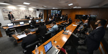 Comissão aprova tratamento para preso dependente de drogas — Senado Notícias