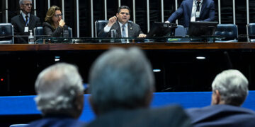 Davi Alcolumbre reafirma autonomia do Senado e defende prerrogativas da Casa — Senado Notícias