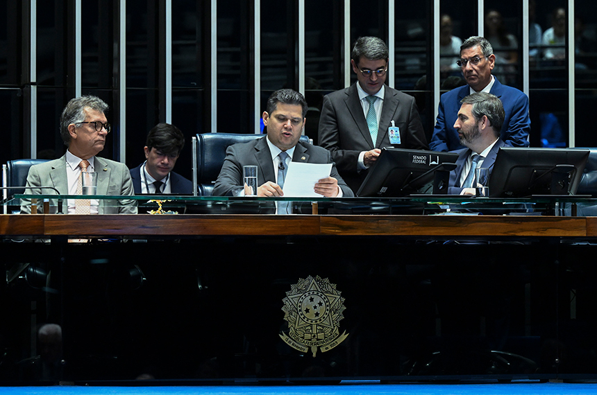 Volta à Câmara liberação de recursos do Fundo Social para saúde e educação — Senado Notícias