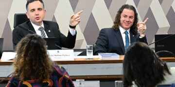 debatedores apontam direito digital como inovação — Senado Notícias