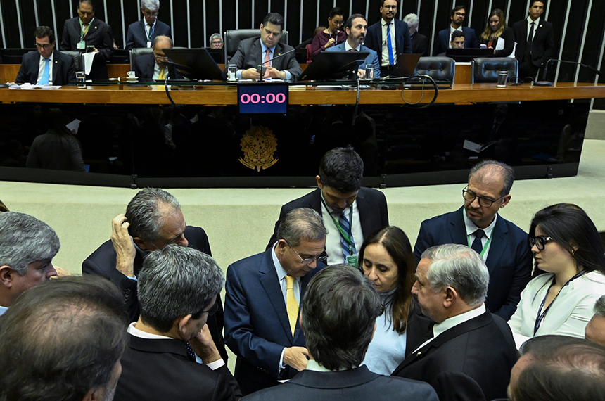 Congresso derruba vetos e teste toxicológico será obrigado para 1ª CNH — Senado Notícias